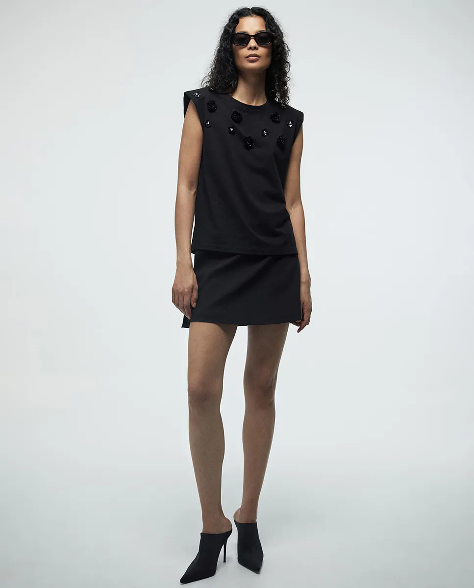 Футболка с аппликацией на плечах Sfera, черный
Футболка с аппликацией на плечах Sfera, черный