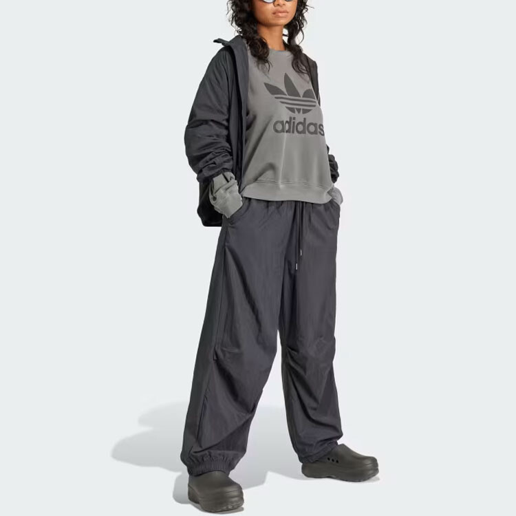 Свитшот Trefoil женский бежевый Adidas Originals
Свитшот Trefoil женский бежевый Adidas Originals