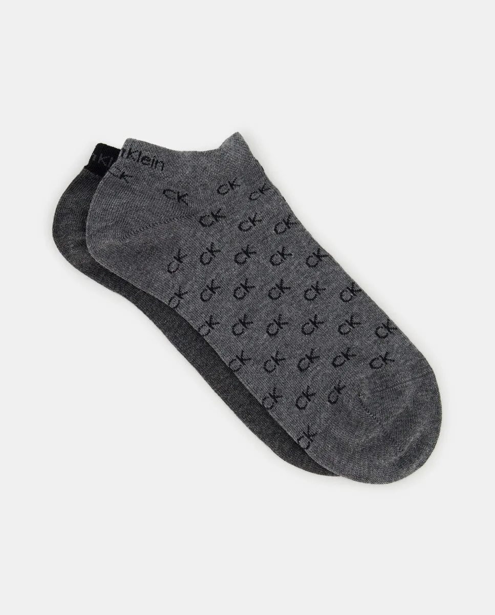Комплект из двух мужских носков до щиколотки Calvin Klein, серый
Комплект из двух мужских носков до щиколотки Calvin Klein, серый