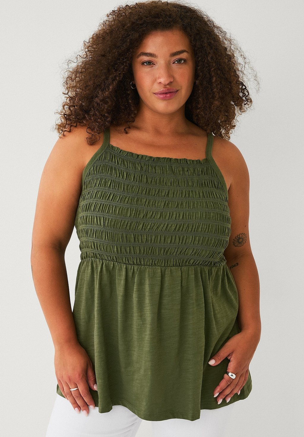 Нижняя рубашка Ellos Plus collection, зеленый
Нижняя рубашка Ellos Plus collection, зеленый