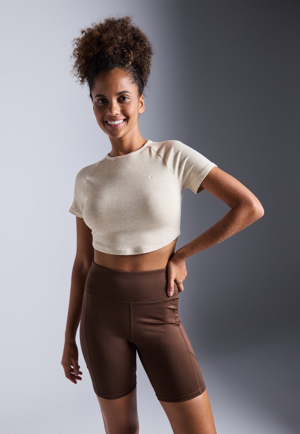 Базовая футболка Even&Odd active, бежевый
Базовая футболка Even&Odd active, бежевый