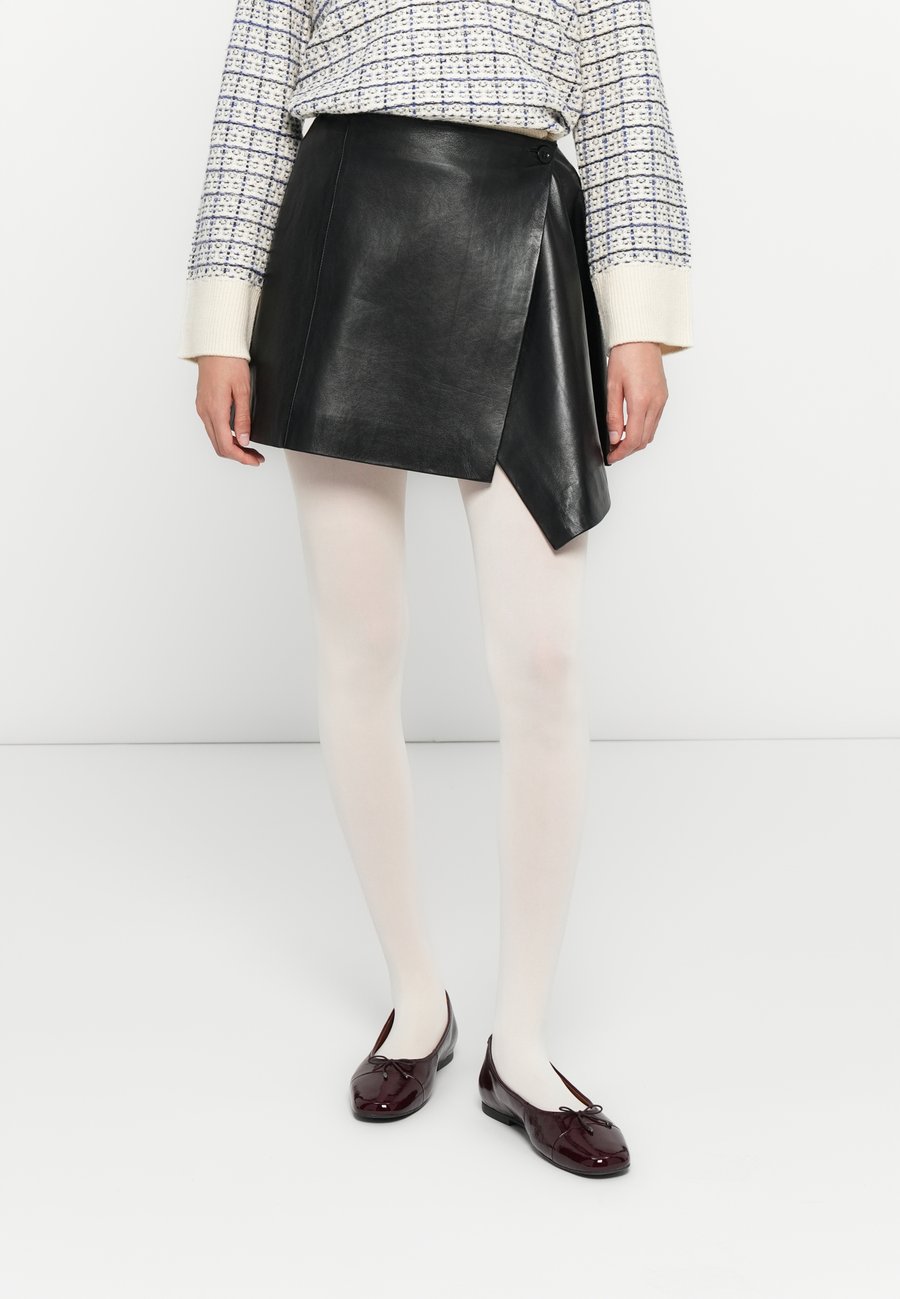 Юбка YAS YASDIMA SHORT SKIRT, Black
Юбка YAS YASDIMA SHORT SKIRT, Black