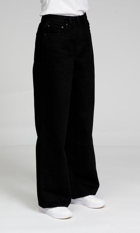 Оригинальные широкие джинсы Performance выполнены из денима Teeshoppen, черный
Оригинальные широкие джинсы Performance выполнены из денима Teeshoppen, черный