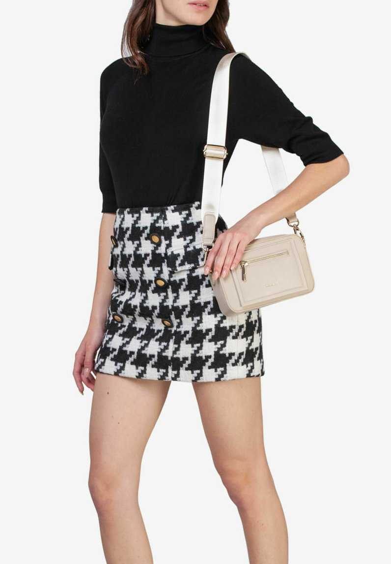 Сумка кросс-боди Miriade NILAMBUR, Beige
Сумка кросс-боди Miriade NILAMBUR, Beige