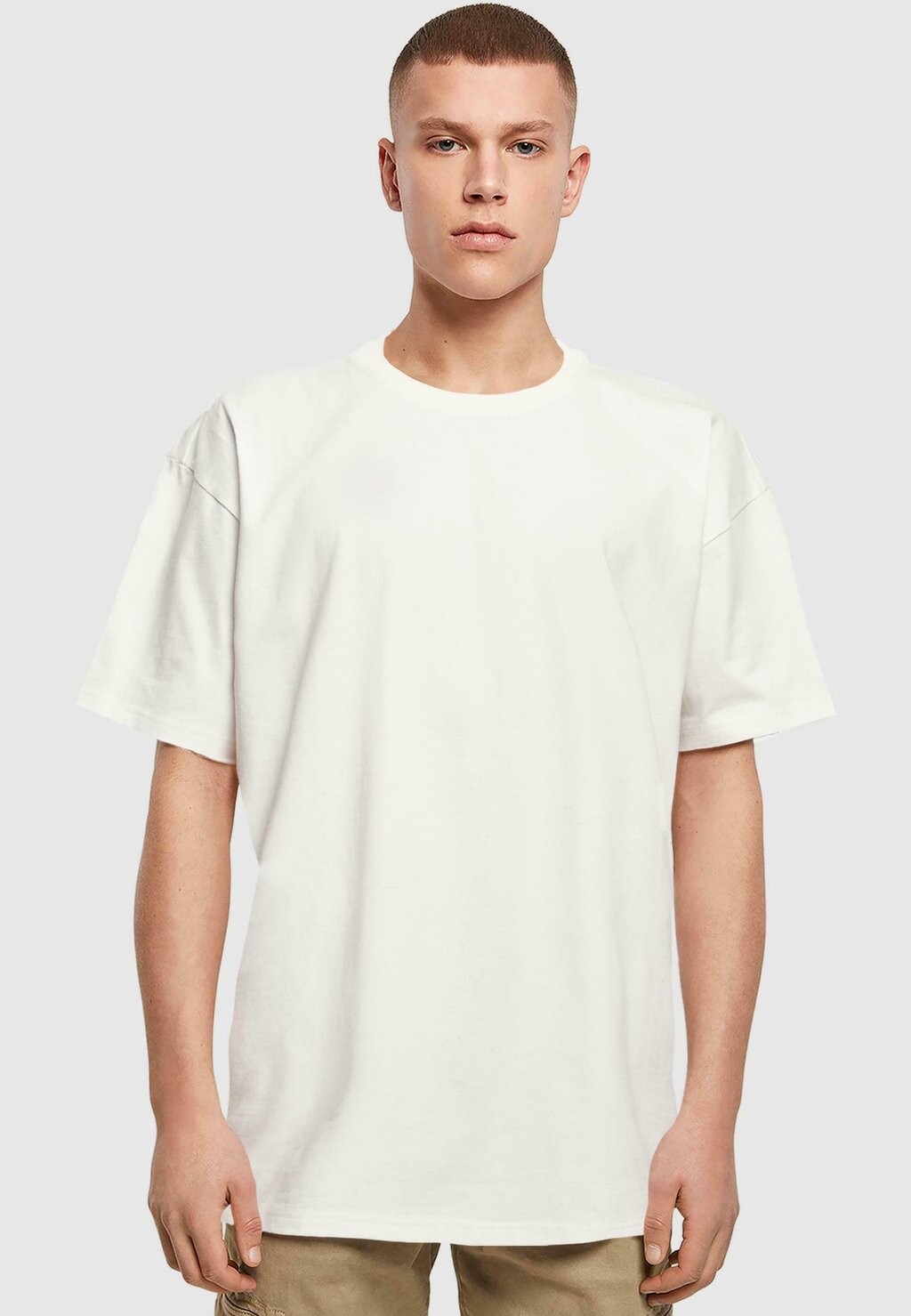 Футболка с принтом SYNDICAT 2Y Studios, белый
Футболка с принтом SYNDICAT 2Y Studios, белый