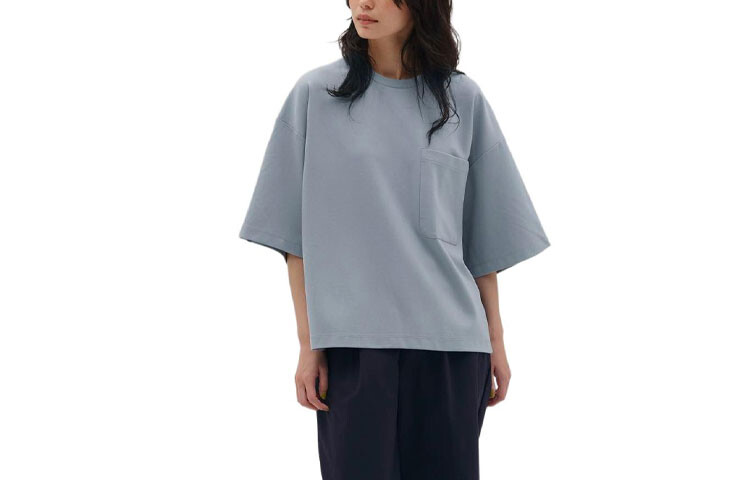 Футболка женская небесно-голубая New Balance
Футболка женская небесно-голубая New Balance