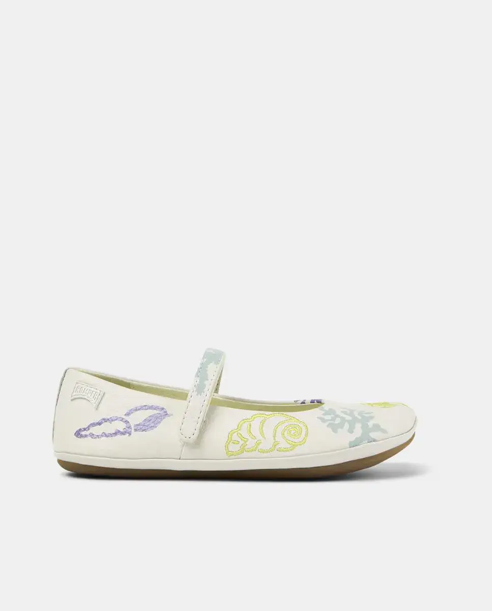 Кожаная с принтом для девочек Mary Janes Camper, белый
Кожаная с принтом для девочек Mary Janes Camper, белый
