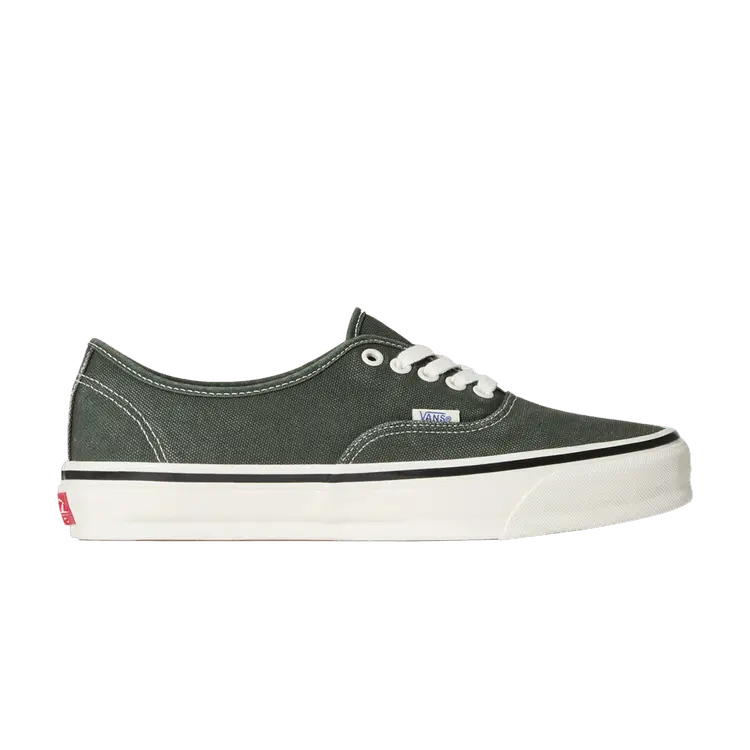Кроссовки Vans Authentic 44 LX 'Kelp', зеленый
Кроссовки Vans Authentic 44 LX 'Kelp', зеленый