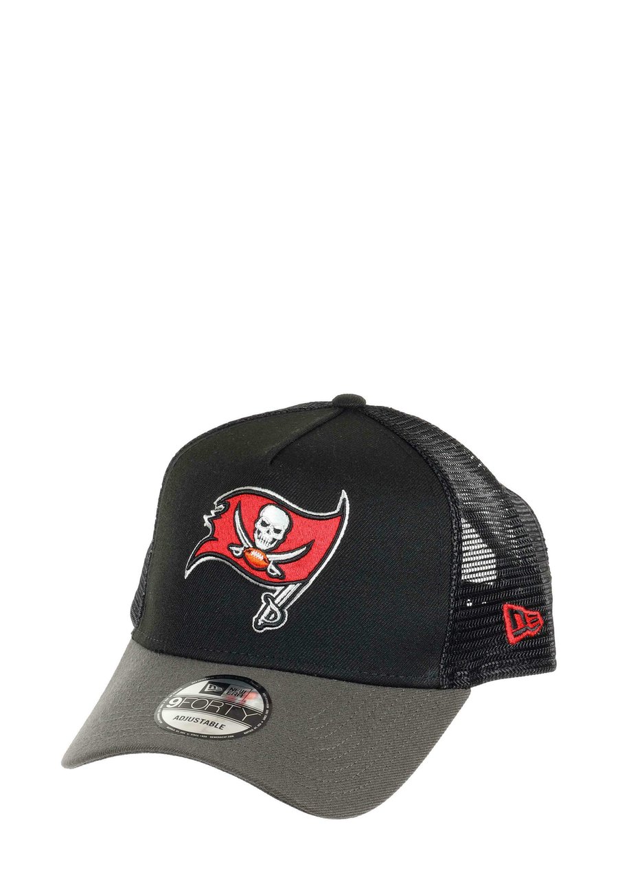 Бейсболка New Era TAMPA BAY BUCCANEERS NFL TWO TONE VERSTELLBARE FORTY A-FRAME TRUCKER , Schwarz/Black
Бейсболка New Era TAMPA BAY BUCCANEERS NFL TWO TONE VERSTELLBARE FORTY A-FRAME TRUCKER , Schwarz/Black