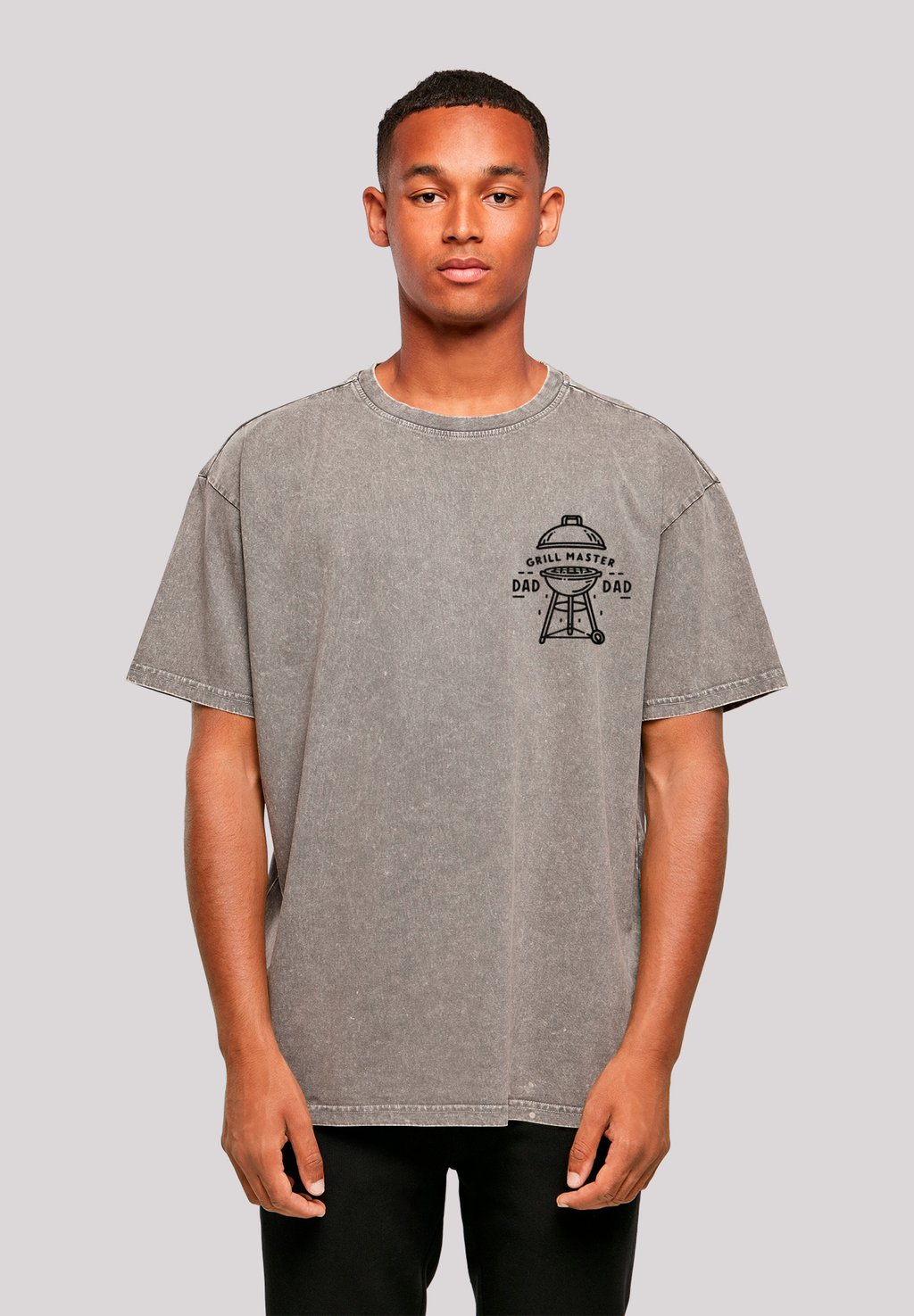 Футболка с принтом VATERTAG GRILL MASTER FÜR BBQ-VÄTER F4NT4STIC, серый
Футболка с принтом VATERTAG GRILL MASTER FÜR BBQ-VÄTER F4NT4STIC, серый