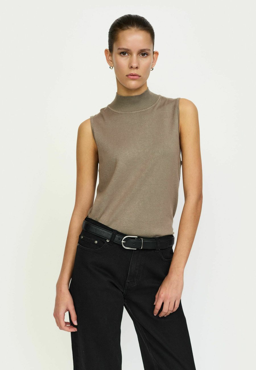 Джемпер Soft Rebels MARLA TURTLE, Greige/Brown
Джемпер Soft Rebels MARLA TURTLE, Greige/Brown