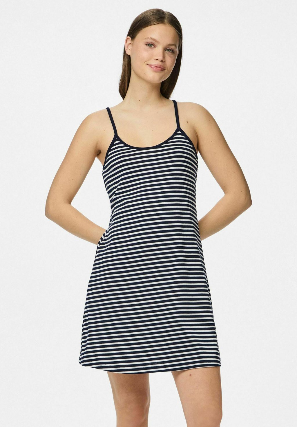 Платье из джерси MIDI PCSOFFI TRÄGER Pieces, темно-синий
Платье из джерси MIDI PCSOFFI TRÄGER Pieces, темно-синий