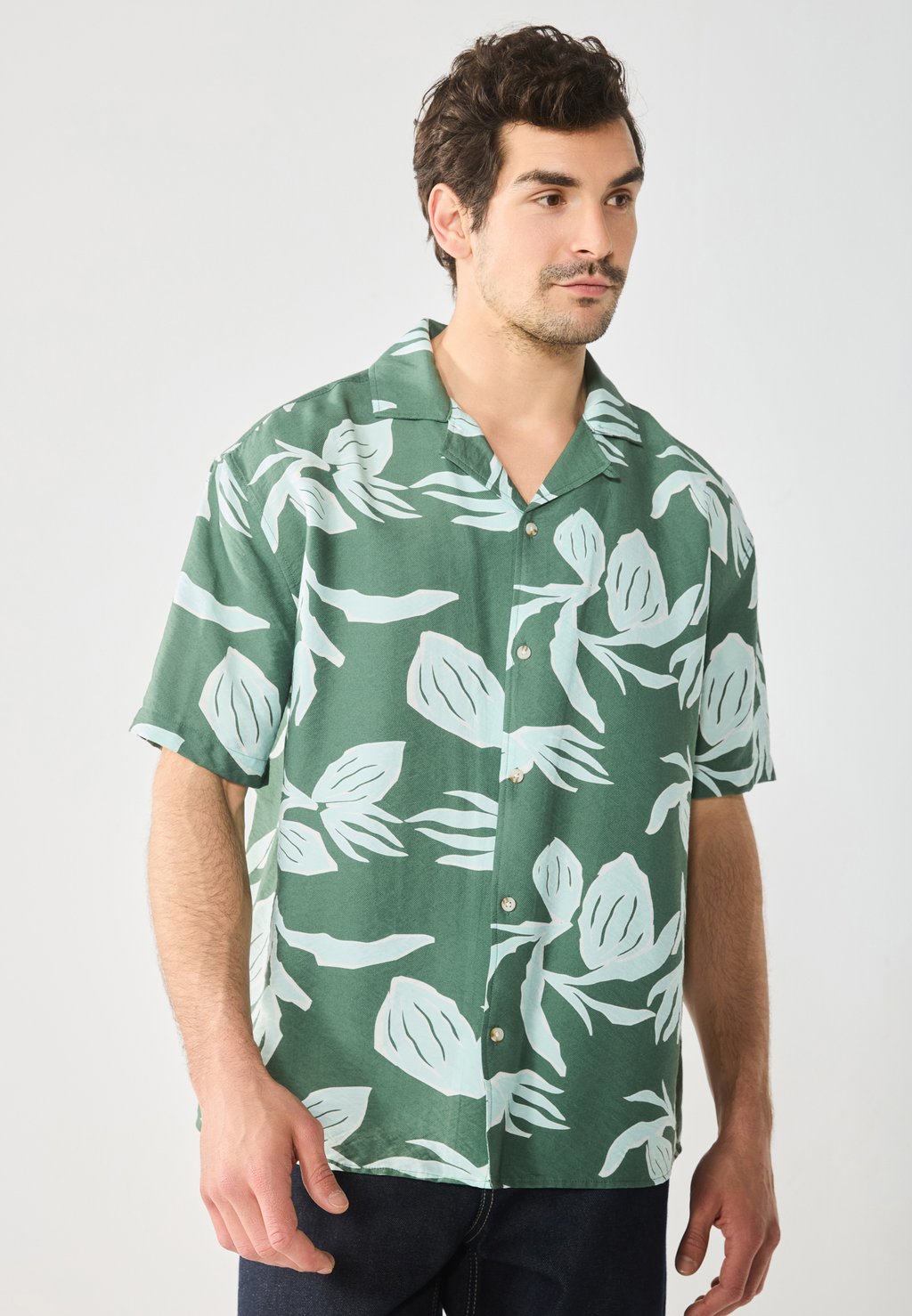 Рубашка RESORT Pier One by Zalando, темно-зеленый
Рубашка RESORT Pier One by Zalando, темно-зеленый