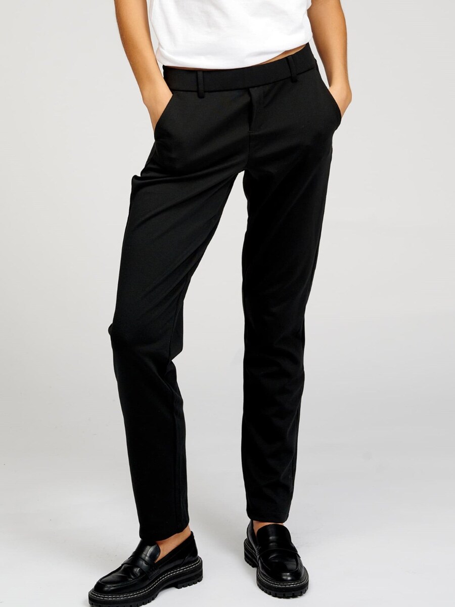 Узкие брюки-чинос TEESHOPPEN Haylie, черный
Узкие брюки-чинос TEESHOPPEN Haylie, черный