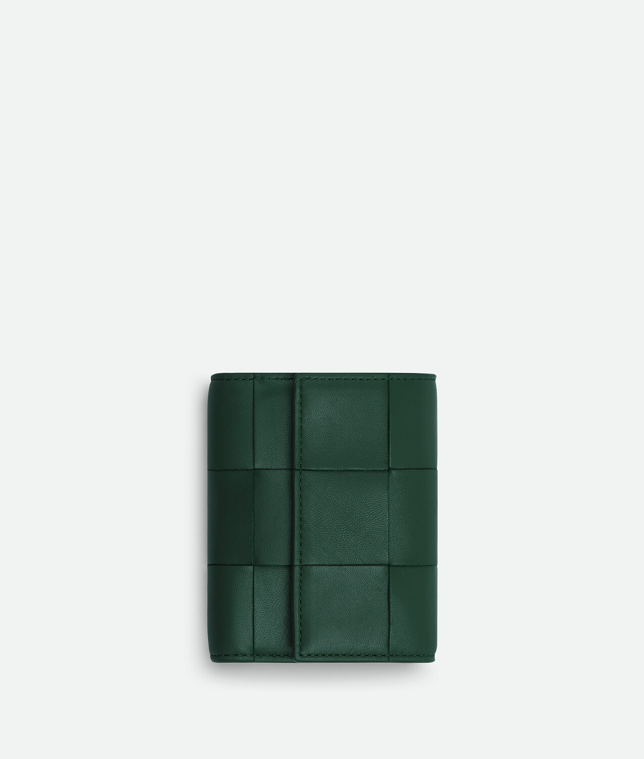 Cassette tri-fold wallet BOTTEGA VENETA, изумрудно-зеленый
Cassette tri-fold wallet BOTTEGA VENETA, изумрудно-зеленый