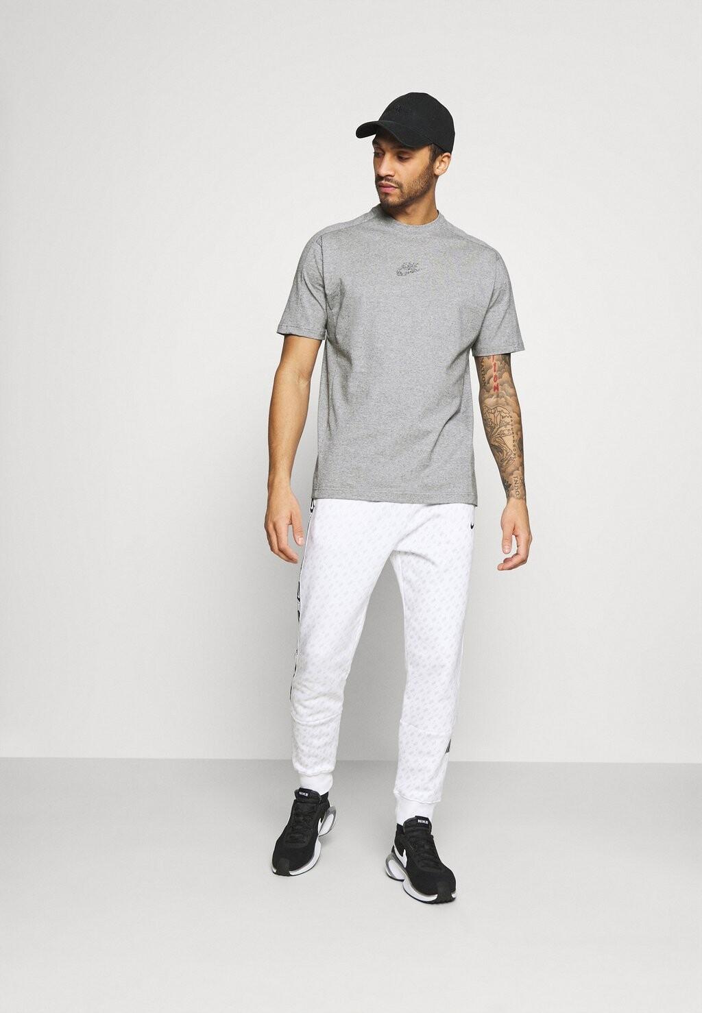 Футболка с принтом Nike, серый
Футболка с принтом Nike, серый