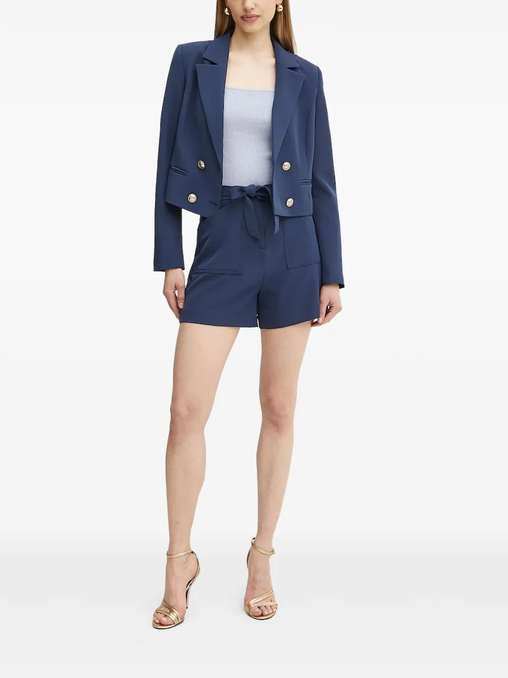 Укороченный двубортный пиджак GUESS USA, синий
Укороченный двубортный пиджак GUESS USA, синий