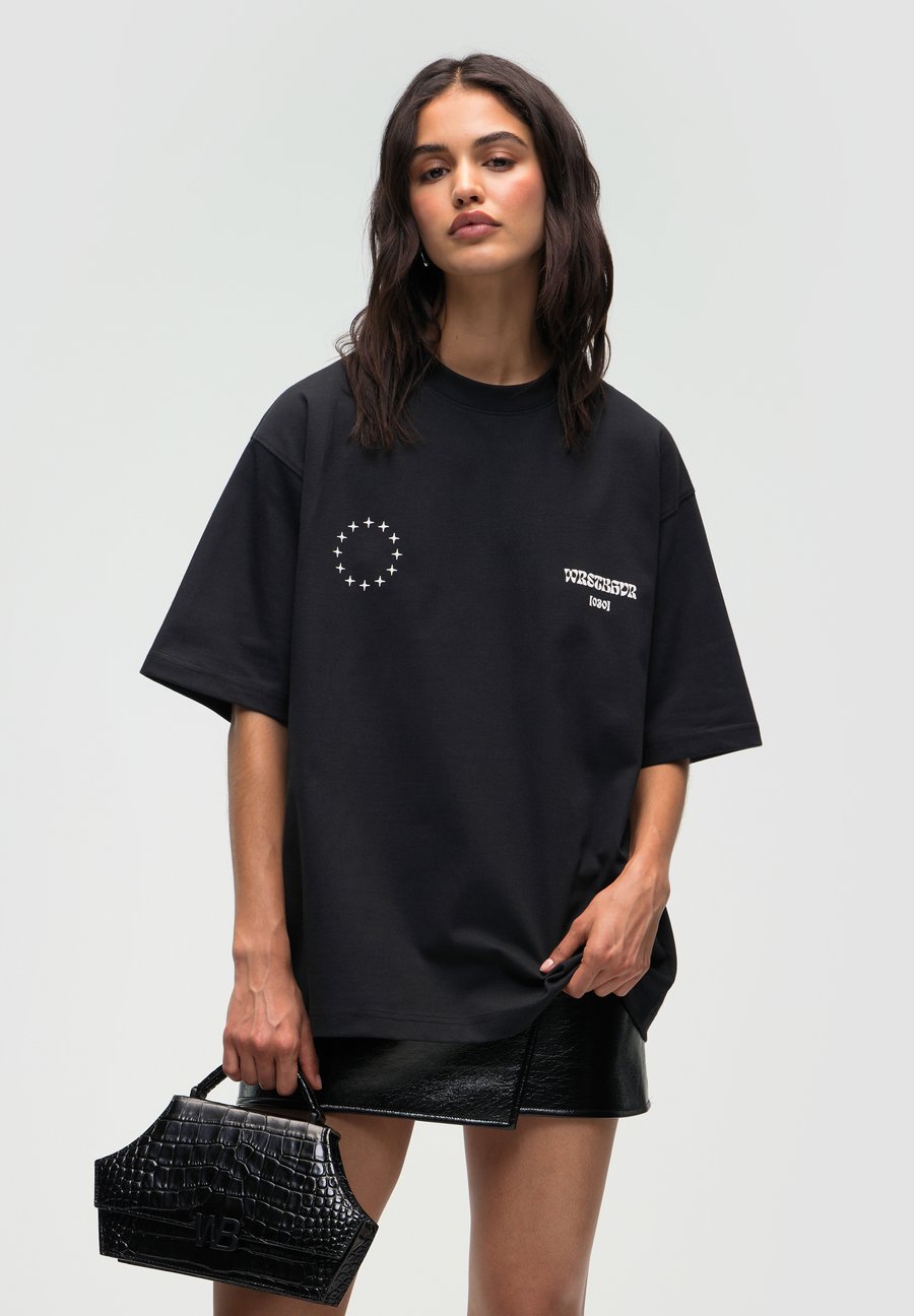 Футболка WRSTBHVR BELA, Jet Black/Black, Черный, Футболка WRSTBHVR BELA, Jet Black/Black
Футболка WRSTBHVR BELA, Jet Black/Black, Черный, Футболка WRSTBHVR BELA, Jet Black/Black