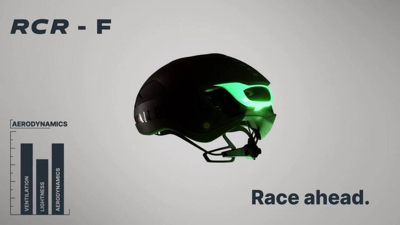 Мужской шоссейный шлем Van Rysel XCR белый
Мужской шоссейный шлем Van Rysel XCR белый