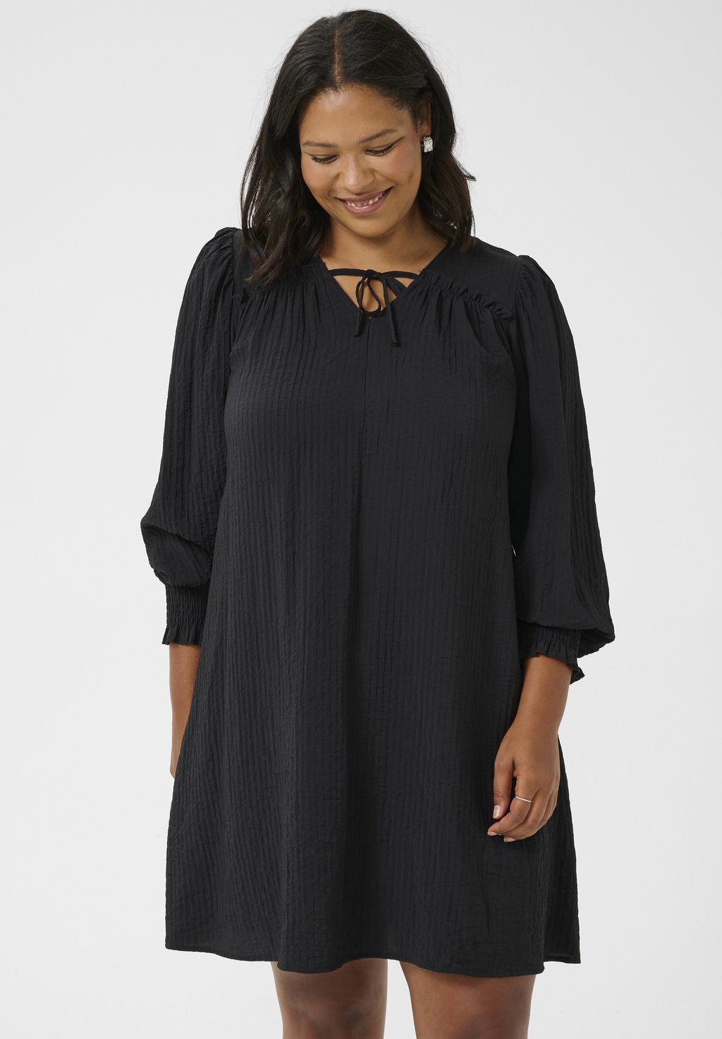 Повседневное платье KCLINNA Kaffe Curve, черный
Повседневное платье KCLINNA Kaffe Curve, черный