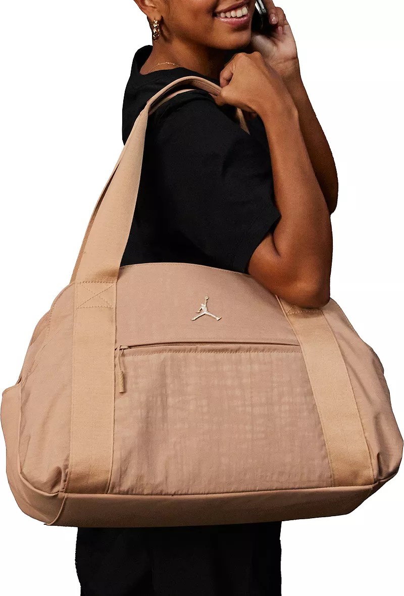 Женская спортивная сумка Jordan Alpha, цвет Legend Md Brown, Коричневый, Женская спортивная сумка Jordan Alpha, цвет Legend Md Brown
Женская спортивная сумка Jordan Alpha, цвет Legend Md Brown, Коричневый, Женская спортивная сумка Jordan Alpha, цвет Legend Md Brown