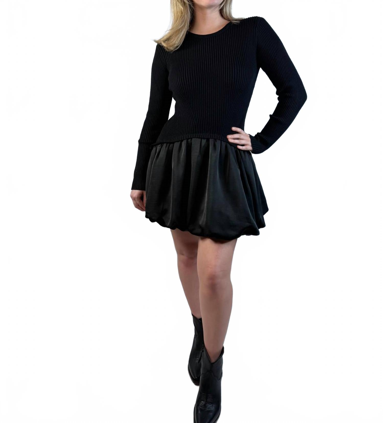 Платье Sloane с вязаным свитером и расклешенным подолом в черном цвете MABLE
Платье Sloane с вязаным свитером и расклешенным подолом в черном цвете MABLE