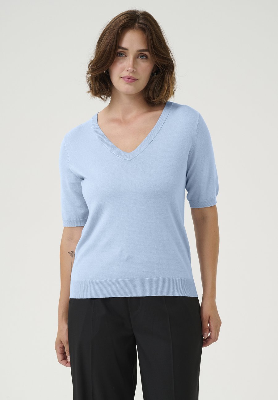 Футболка Kaffe KALIZZA V-NECK, Soft Chambray/Light Blue, Синий, Футболка Kaffe KALIZZA V-NECK, Soft Chambray/Light Blue
Футболка Kaffe KALIZZA V-NECK, Soft Chambray/Light Blue, Синий, Футболка Kaffe KALIZZA V-NECK, Soft Chambray/Light Blue
