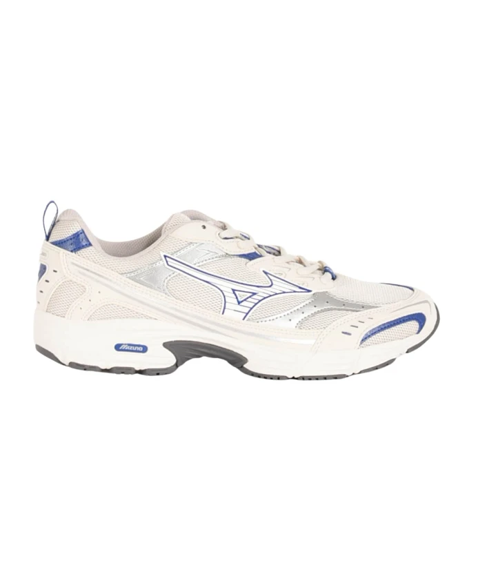 Массивные сетчатые кроссовки с логотипом. Mizuno, белый
Массивные сетчатые кроссовки с логотипом. Mizuno, белый