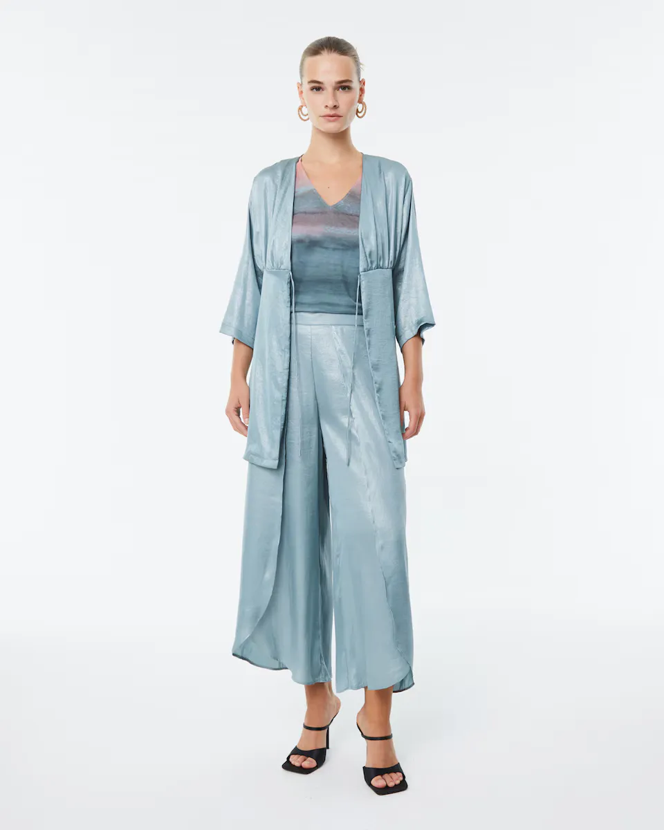 Женские широкие брюки фасона саронг с эластичным поясом Paz Torras, синий
Женские широкие брюки фасона саронг с эластичным поясом Paz Torras, синий