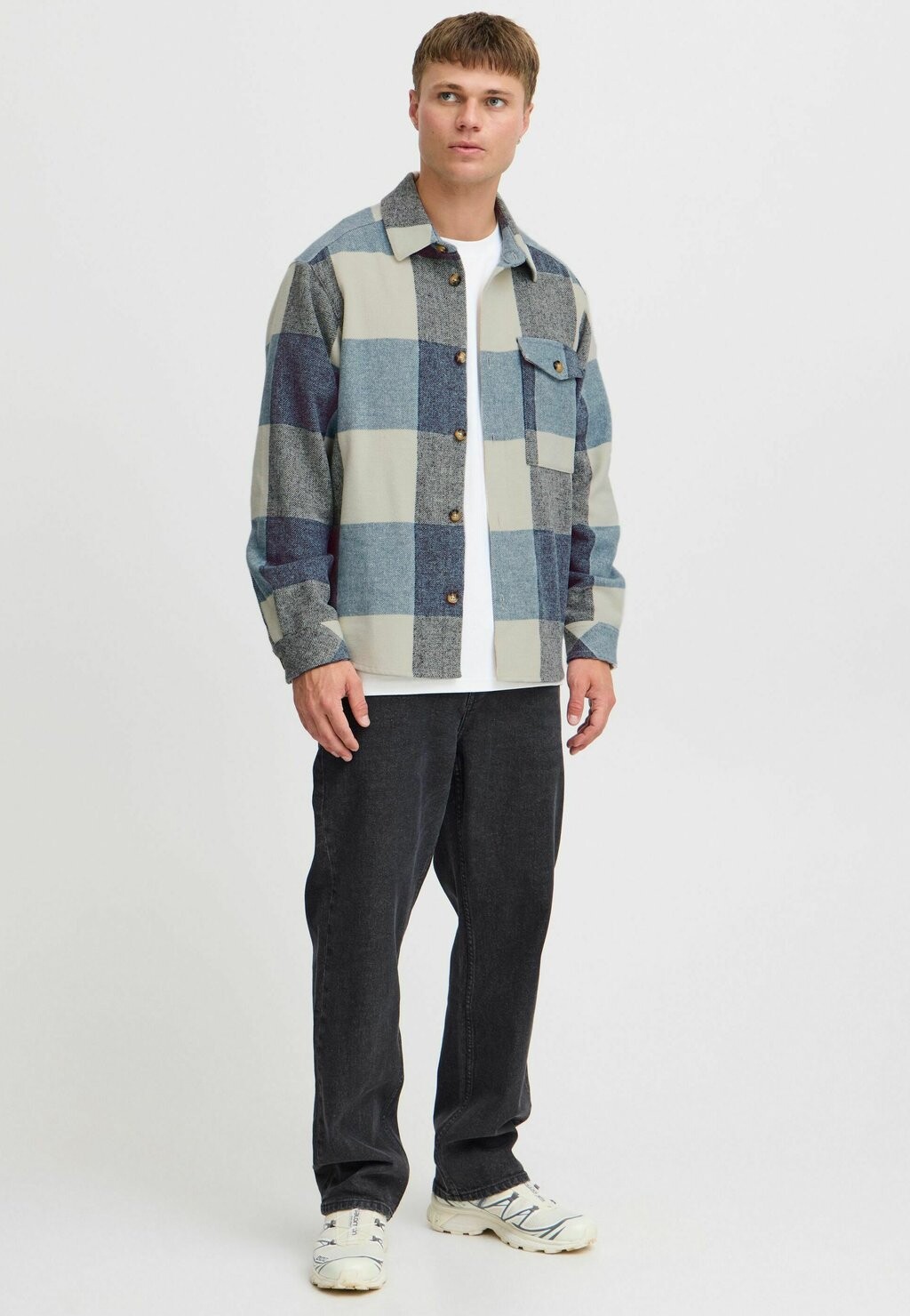 Летняя куртка MANHEIM Solid, синий 
Летняя куртка MANHEIM Solid, синий