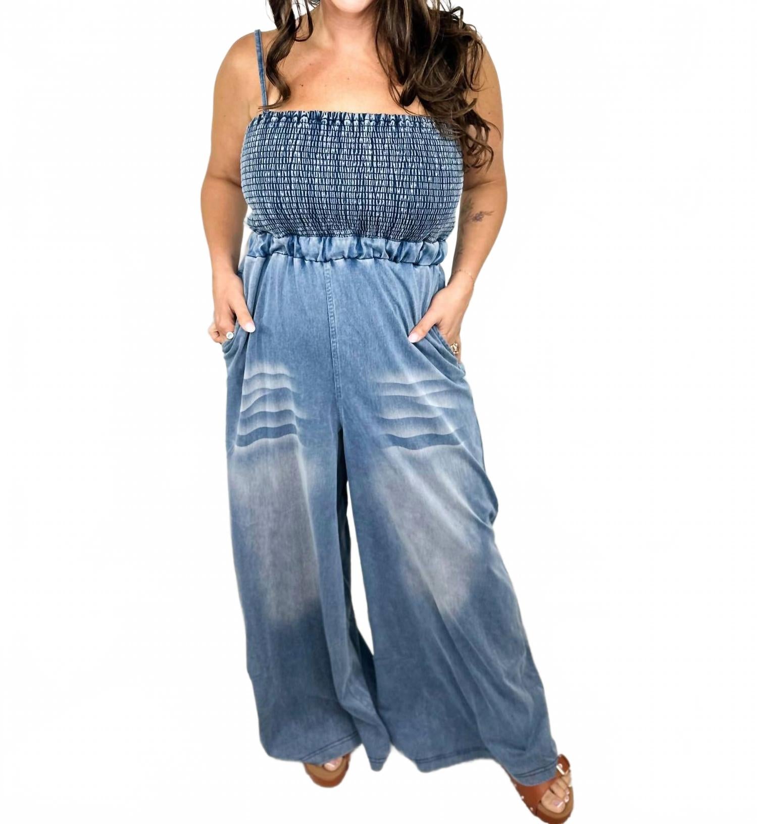 Джинсовый комбинезон в синем цвете BLAKELEY
Джинсовый комбинезон в синем цвете BLAKELEY