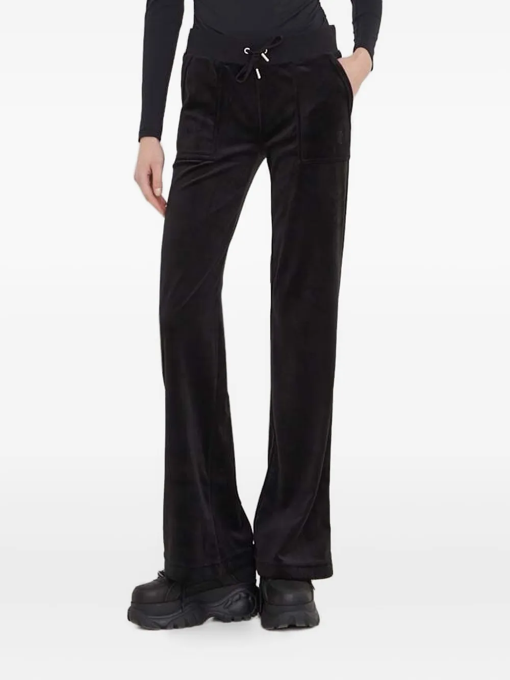 Велюровые брюки с вышивкой Juicy Couture, черный
Велюровые брюки с вышивкой Juicy Couture, черный