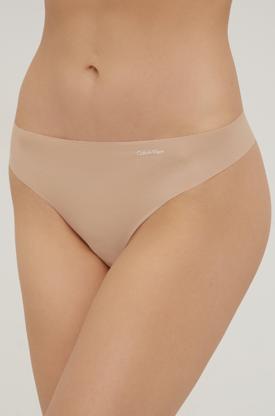Стринги Calvin Klein Underwear, бежевый
Стринги Calvin Klein Underwear, бежевый