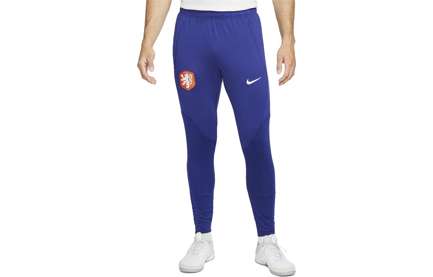 Трикотажные спортивные штаны мужские синие Nike, синий
Трикотажные спортивные штаны мужские синие Nike, синий