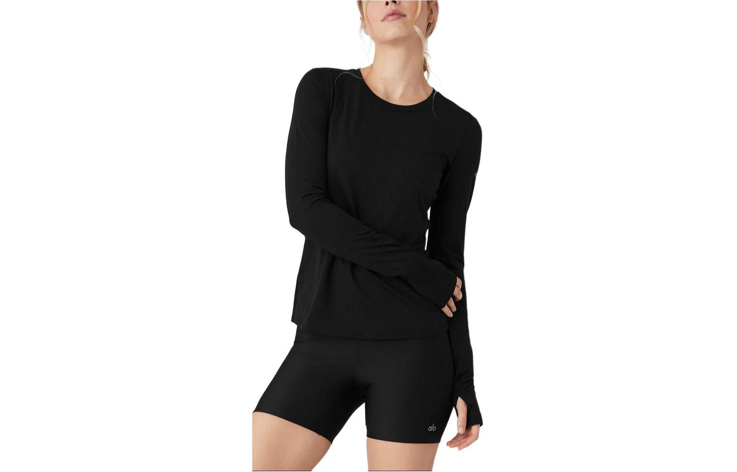 Футболка женская Alo Yoga, белая
Футболка женская Alo Yoga, белая