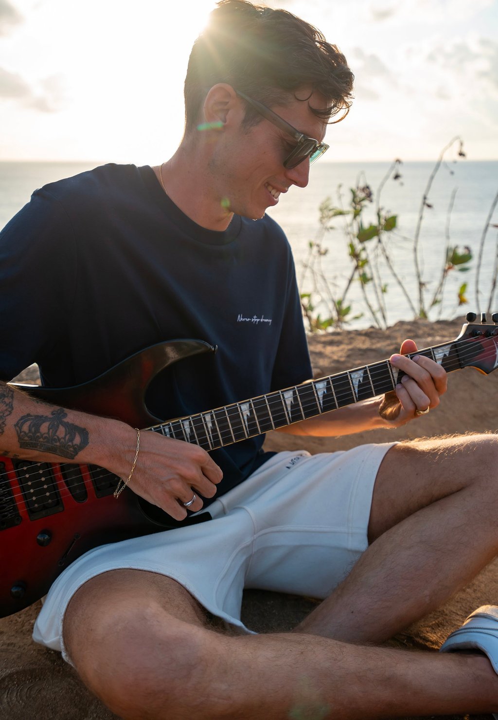 Футболка с принтом NEVER STOP DREAMING HEAVYWEIGHT Mira Paris, темно-синий
Футболка с принтом NEVER STOP DREAMING HEAVYWEIGHT Mira Paris, темно-синий