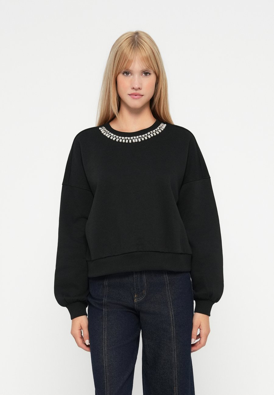 Толстовка ONLY ONLNADIA O NECK BOX, Black, Черный, Толстовка ONLY ONLNADIA O NECK BOX, Black
Толстовка ONLY ONLNADIA O NECK BOX, Black, Черный, Толстовка ONLY ONLNADIA O NECK BOX, Black