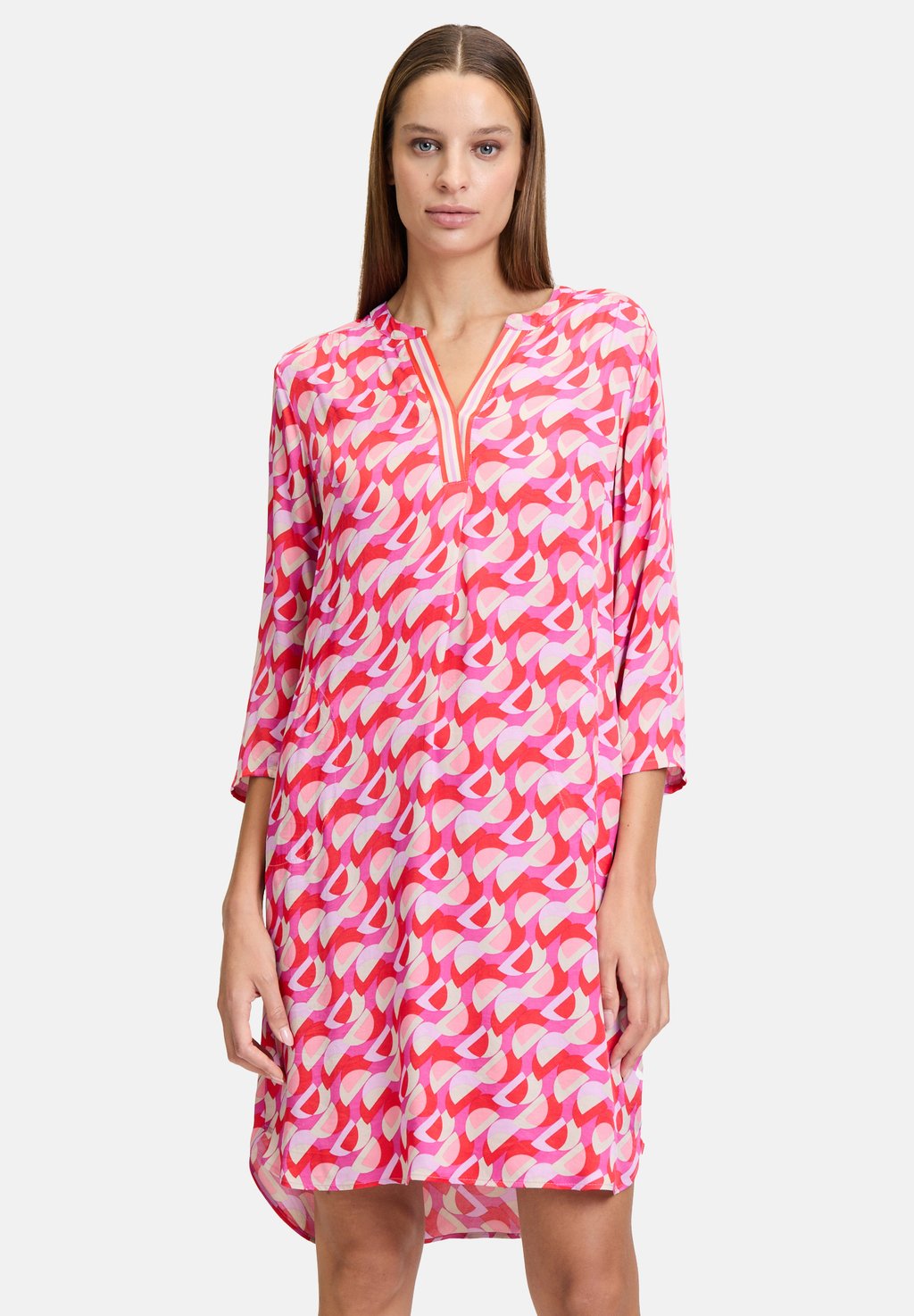 Повседневное платье MIT TASCHEN Betty Barclay, красный
Повседневное платье MIT TASCHEN Betty Barclay, красный