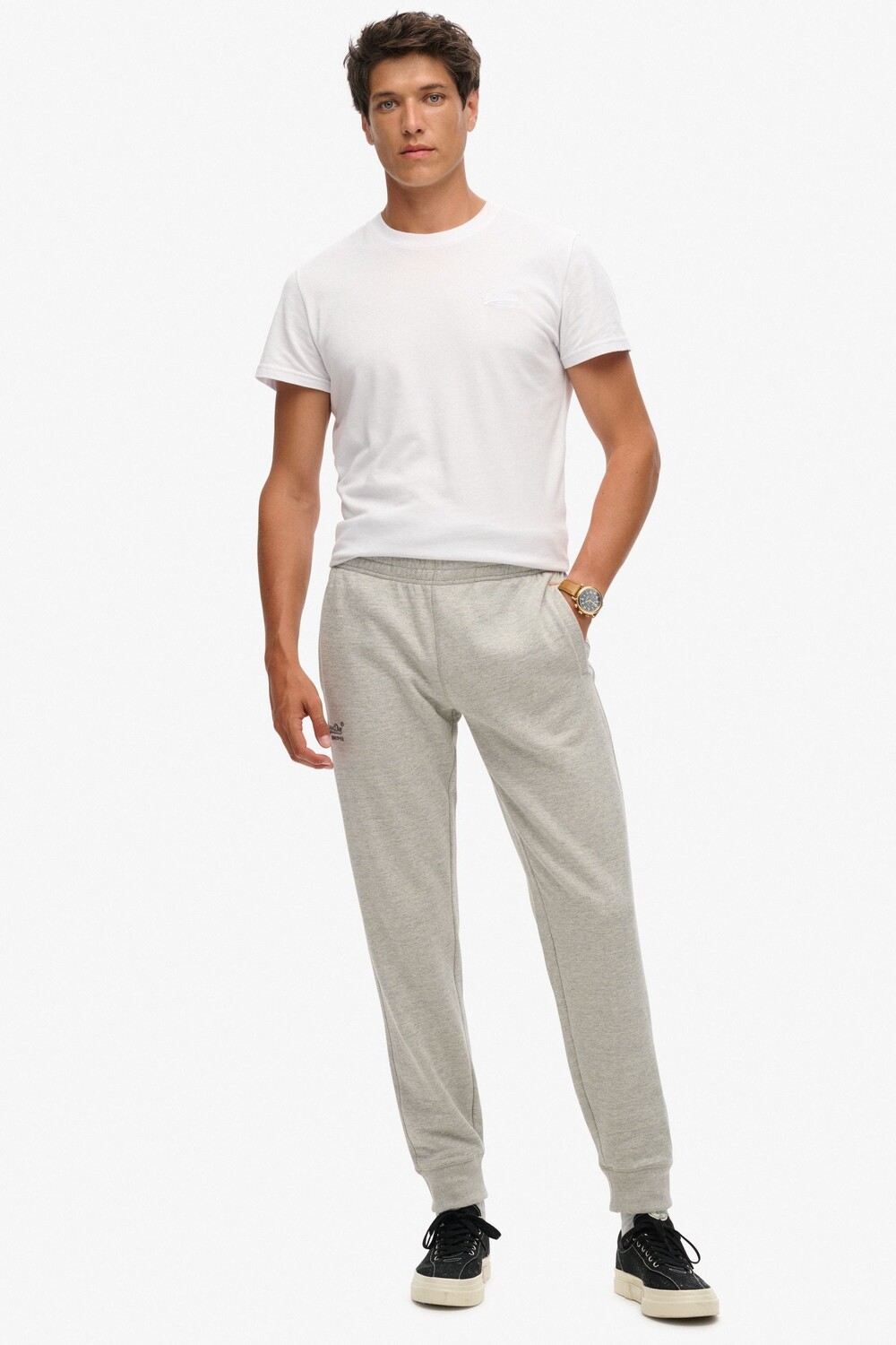 Джоггеры Essential с логотипом Superdry, серый
Джоггеры Essential с логотипом Superdry, серый