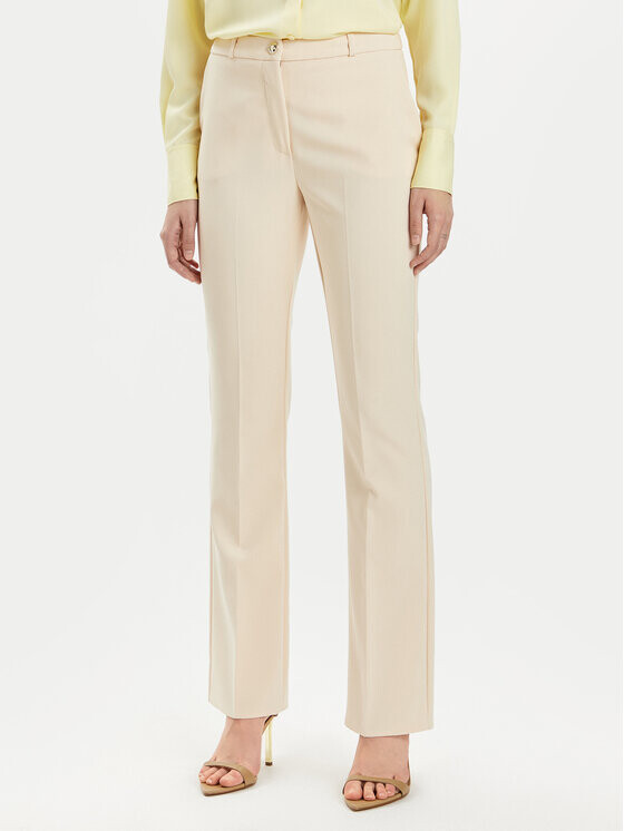 Брюки стандартного кроя Rinascimento, бежевый
Брюки стандартного кроя Rinascimento, бежевый