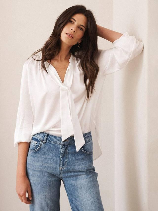 Футболка Teagan из чистого шелкового сатина NRBY, Ivory
Футболка Teagan из чистого шелкового сатина NRBY, Ivory