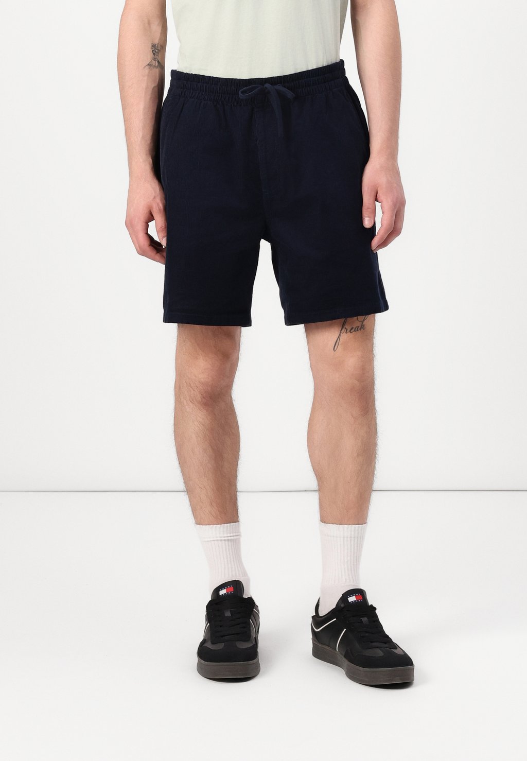 Шорты LIGHT Tommy Jeans, темно-синий
Шорты LIGHT Tommy Jeans, темно-синий