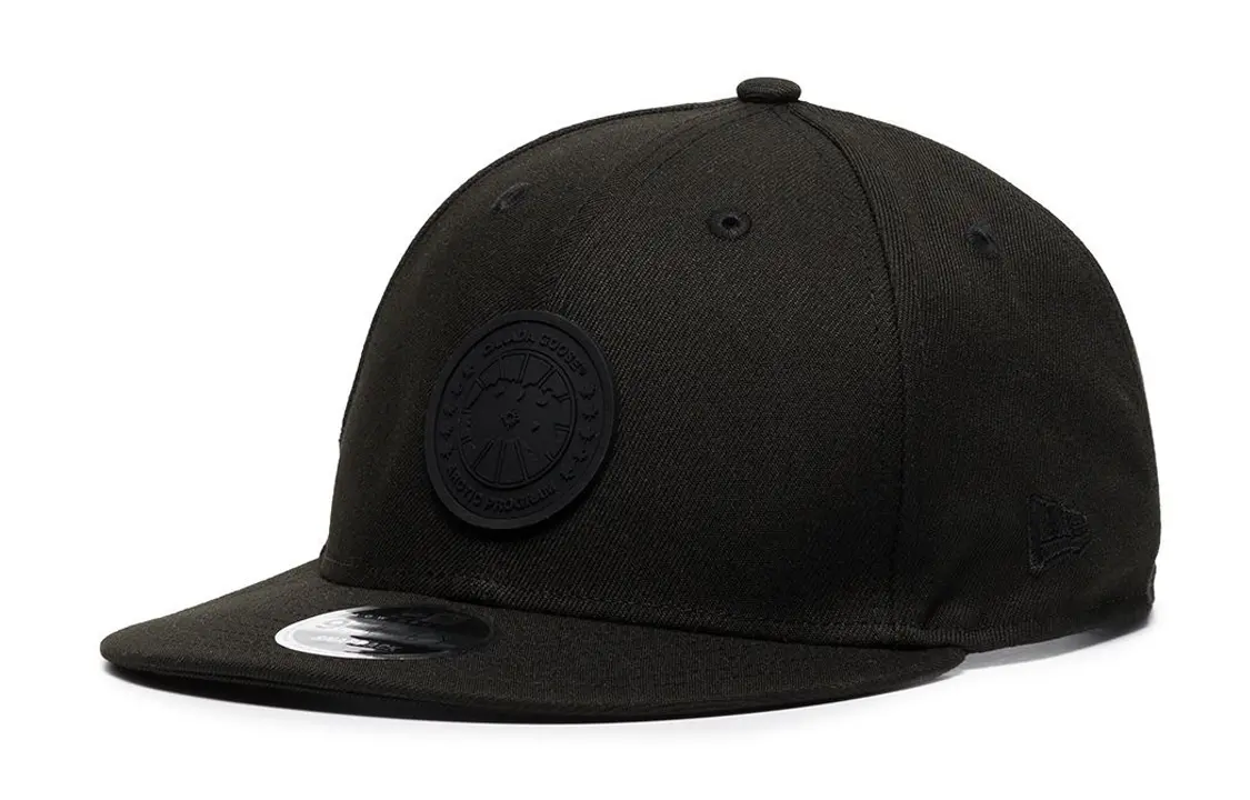 Хлопковая бейсболка унисекс черная Canada Goose
Хлопковая бейсболка унисекс черная Canada Goose