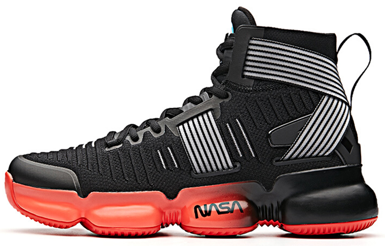 ANTA Кроссовки баскетбольные SEEED мужские высокие черно-красные
ANTA Кроссовки баскетбольные SEEED мужские высокие черно-красные