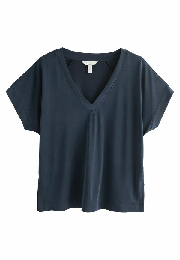 Обычная футболка с v-образным вырезом, коротким рукавом, премиум-класса, классического кроя. Next, Navy, Синий, Обычная футболка с v-образным вырезом, коротким рукавом, премиум-класса, классического кроя. Next, Navy
Обычная футболка с v-образным вырезом, коротким рукавом, премиум-класса, классического кроя. Next, Navy, Синий, Обычная футболка с v-образным вырезом, коротким рукавом, премиум-класса, классического кроя. Next, Navy