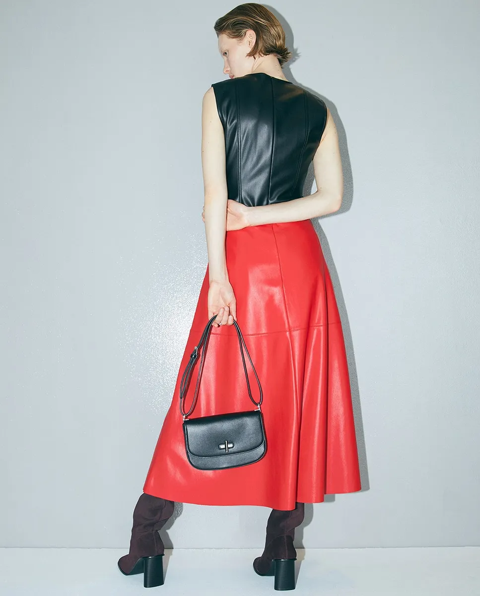 Юбка с эффектом кожи Sfera, красный
Юбка с эффектом кожи Sfera, красный