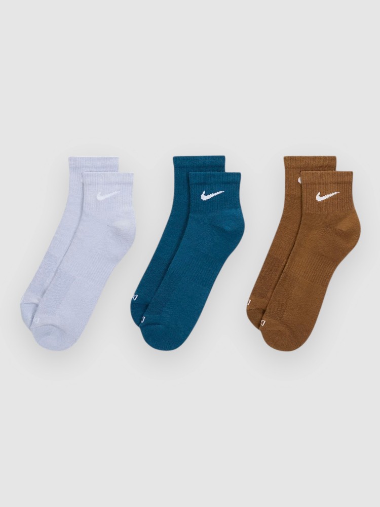 Носки Nike Everyday Plus Cush Ankle 3P Socks, ghost/blueforce/moss/wood
Носки Nike Everyday Plus Cush Ankle 3P Socks, ghost/blueforce/moss/wood