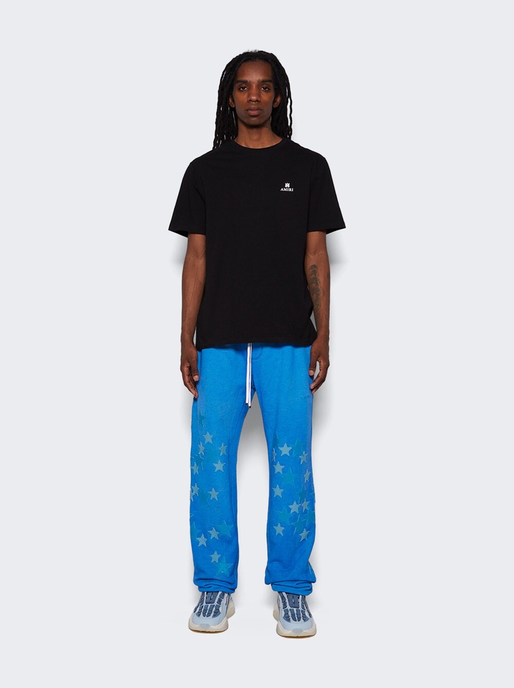 Спортивные штаны со звездами и пигментными спреями Amiri, цвет Heather Carolina Blue
Спортивные штаны со звездами и пигментными спреями Amiri, цвет Heather Carolina Blue