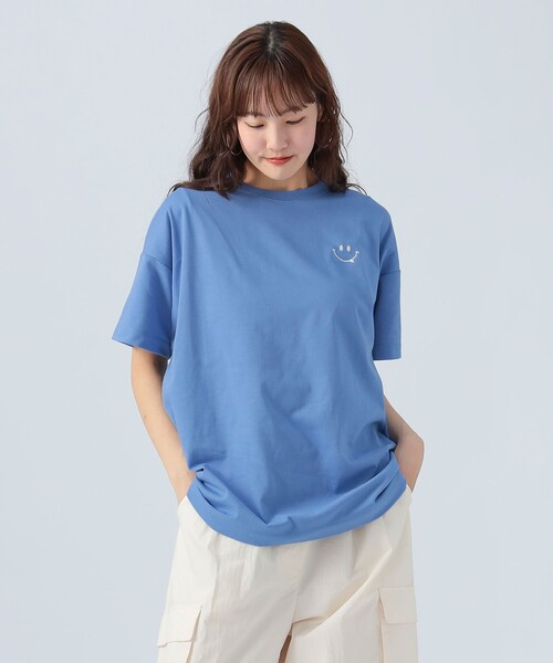 Футболка с вышивкой BEAMS HEART, синий
Футболка с вышивкой BEAMS HEART, синий