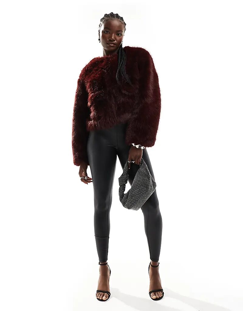 Леггинсы с эффектом мокрой кожи черного цвета New Look
Леггинсы с эффектом мокрой кожи черного цвета New Look